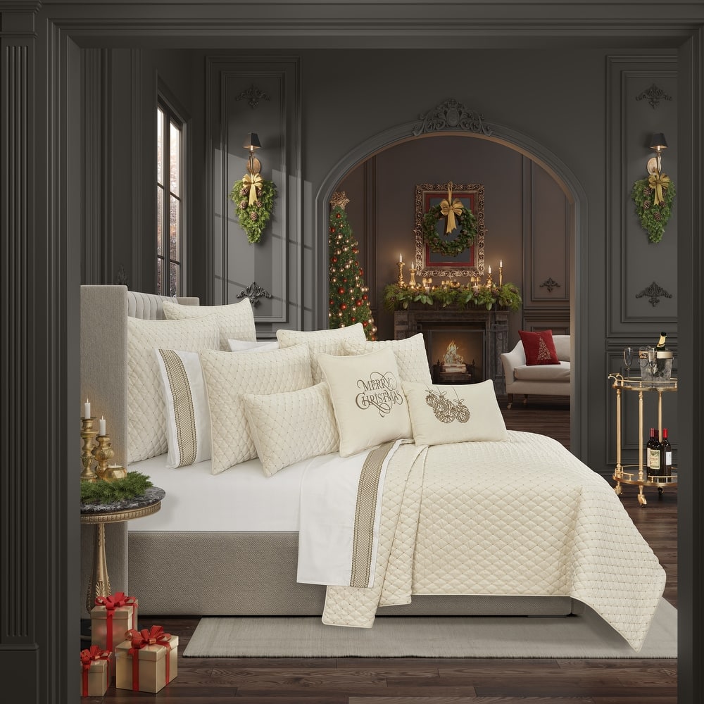 J. Queen New York Grandeur Christmas Quilt Set