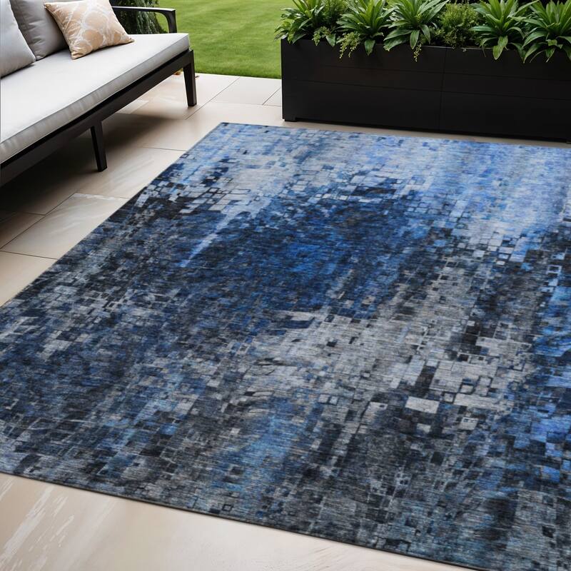 HomeRoots Abstract Transitional Rectangle Outdoor Rug - 5' X 8'