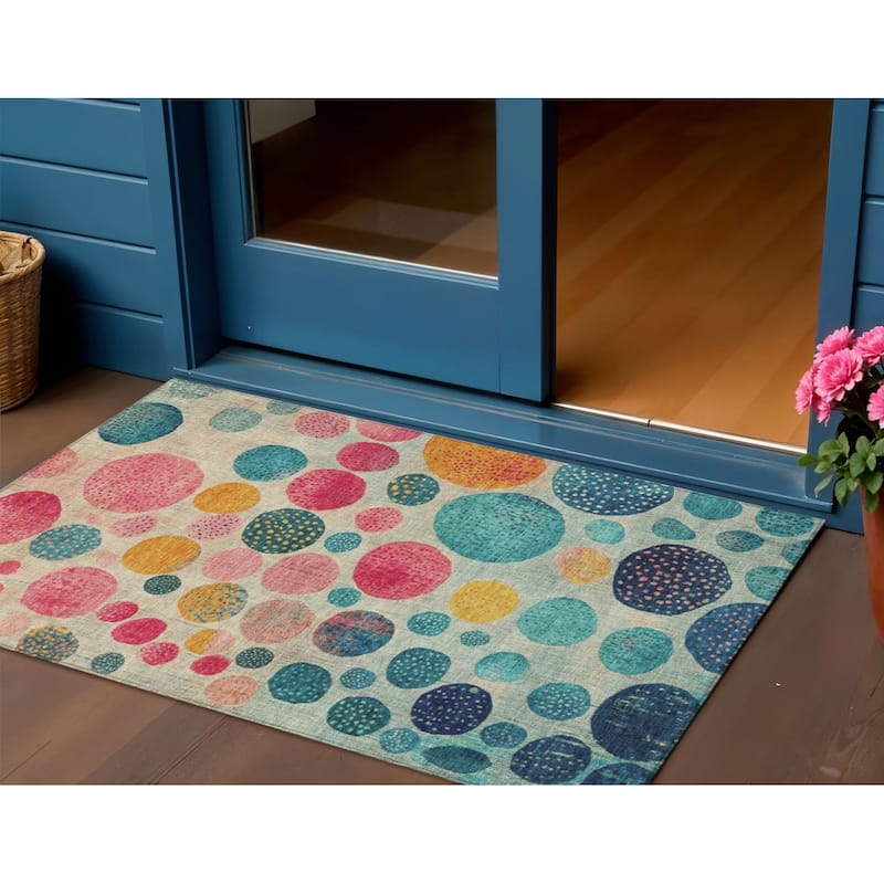 HomeRoots Geometric Transitional Rectangle Outdoor Rug - 3' x 5'