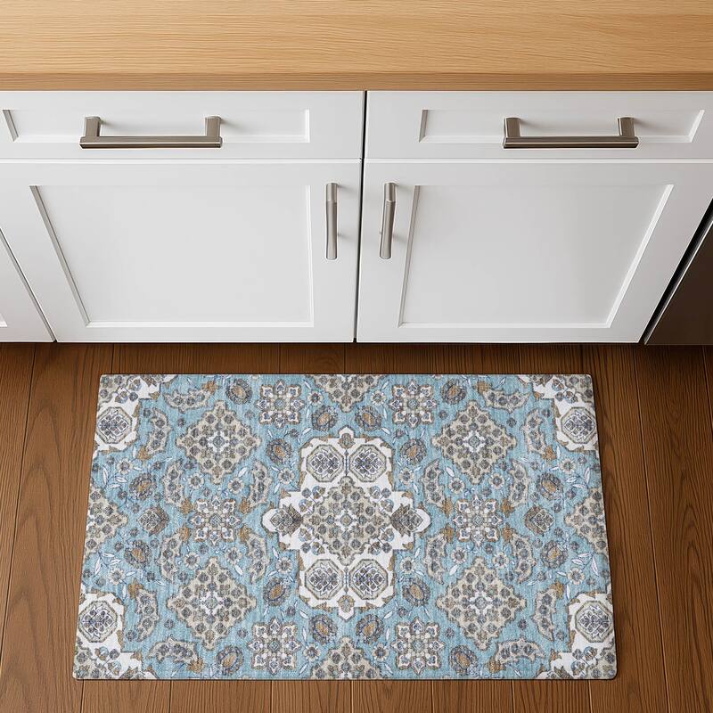 Premium Washable Super Soft Classic Traditional Mayfield Rug - Sky - 1'8" x 2'6"