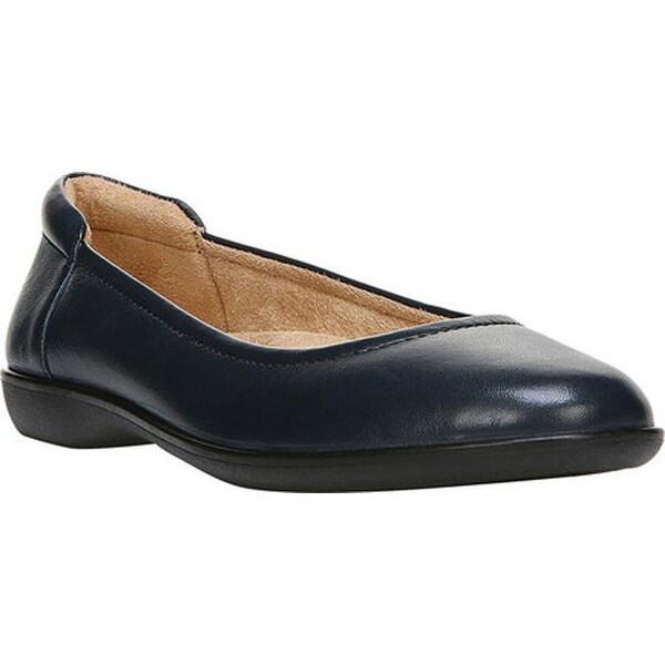 naturalizer flexy flats navy