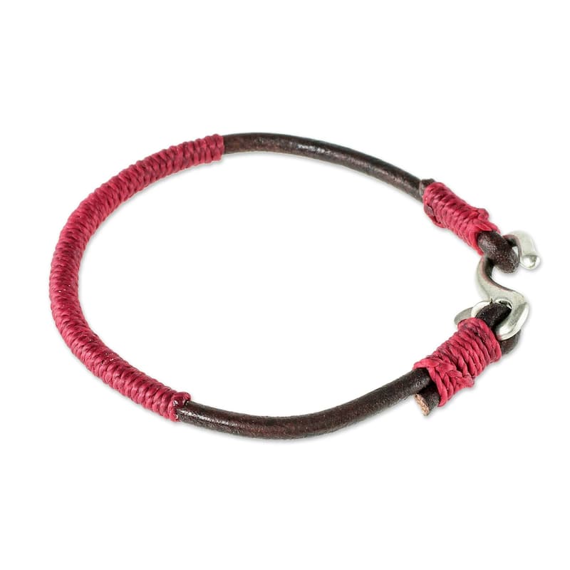 NOVICA Destination, Leather and macrame bracelet