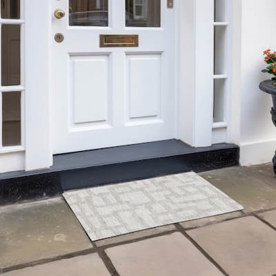 Machine Washable Indoor/ Outdoor Chantille Contemporary Geo Rug