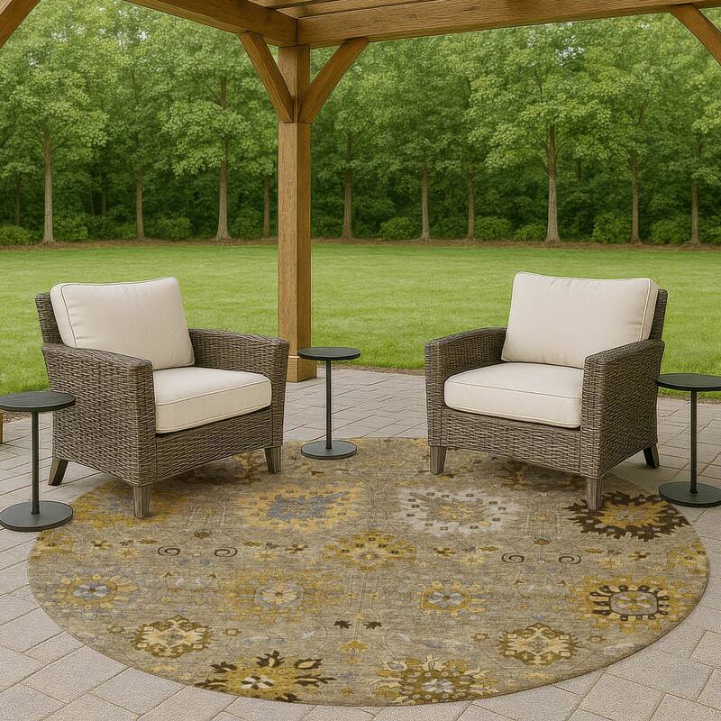 Machine Washable Indoor/ Outdoor Vintage Traditional Chantille Rug - Khaki - 8' x 8'