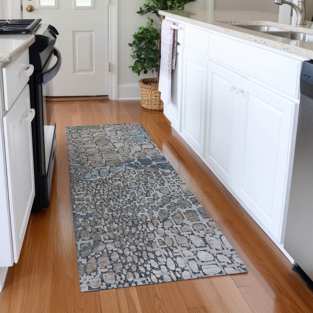 Machine Washable Indoor/ Outdoor Modern Cobble Chantille Rug