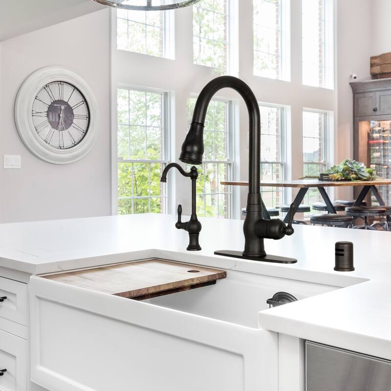 Pull Down Kitchen Faucet with Deck Plate