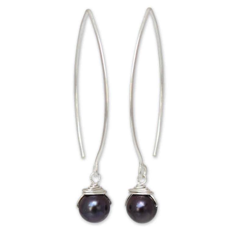 Handmade Sublime Darkness Sterling Silver Pearl Earrings (Thailand) - Black/ Silver - Black - Black/ Silver - Garnet - White