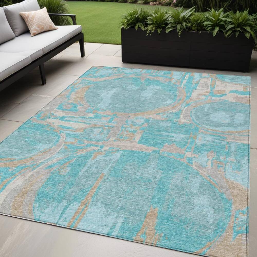 HomeRoots Geometric Transitional Rectangle Outdoor Rug