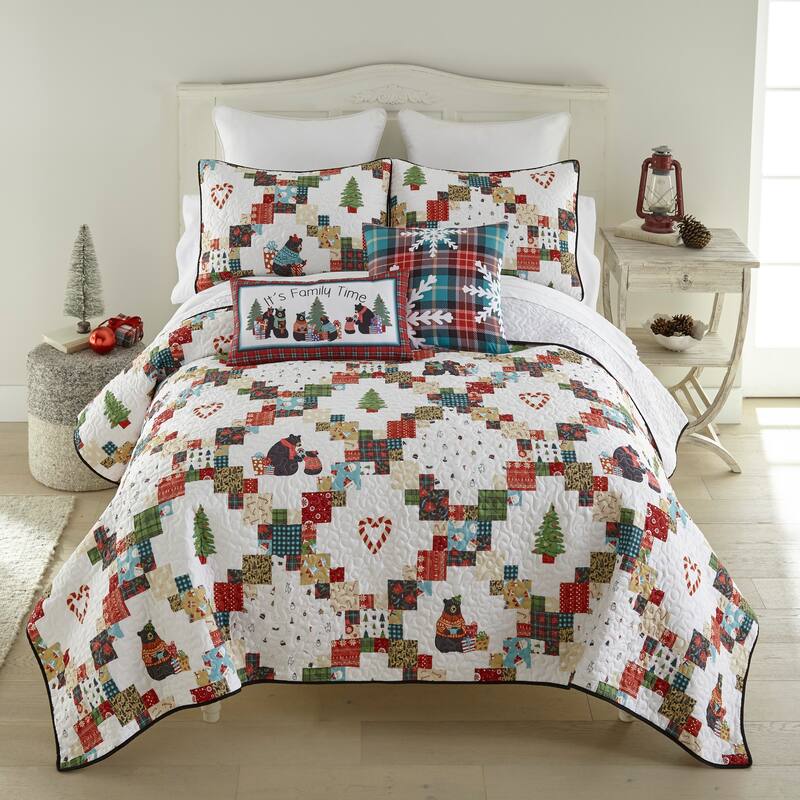 Your Lifestyle by Donna Sharp Holiday Love Quilt Collection