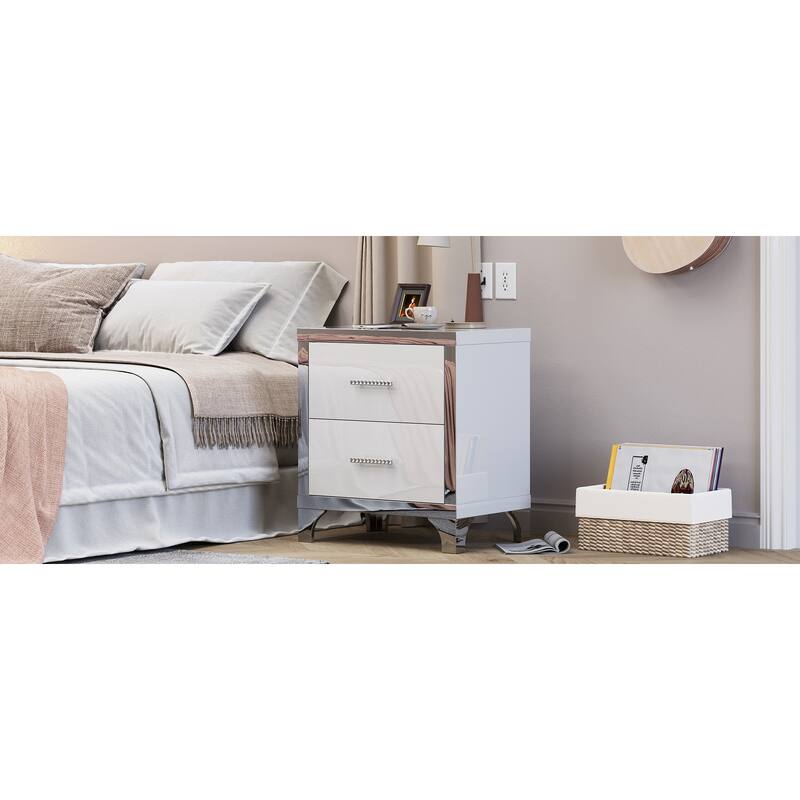 High Gloss Mirrored Nightstand with 2 Drawers,Modern End Table with Drawers,Mirrored High Gloss Wood Nightstand Metal Handle