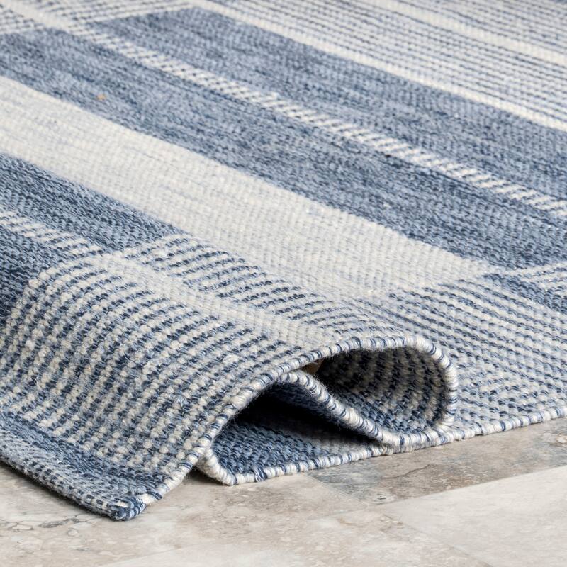 Nuloom Rayla Striped Blocks Indoor/Outdoor Area Rug