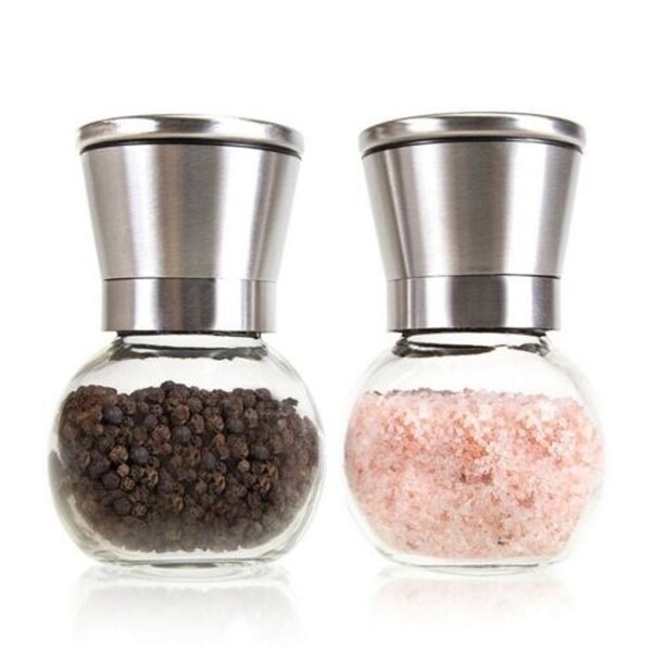 salt mill and pepper grinder set