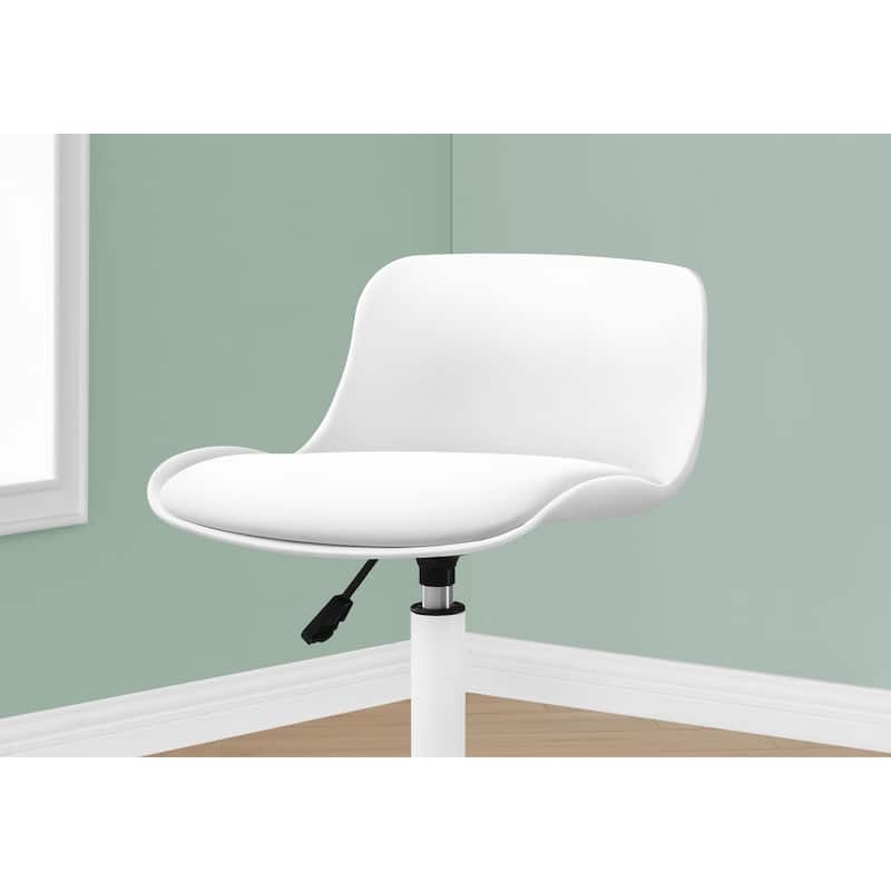 Adjustable Ergonomic Office Chair for Kids, Swivel and Mobile, with Superior Back Support and Comfortable Seat.