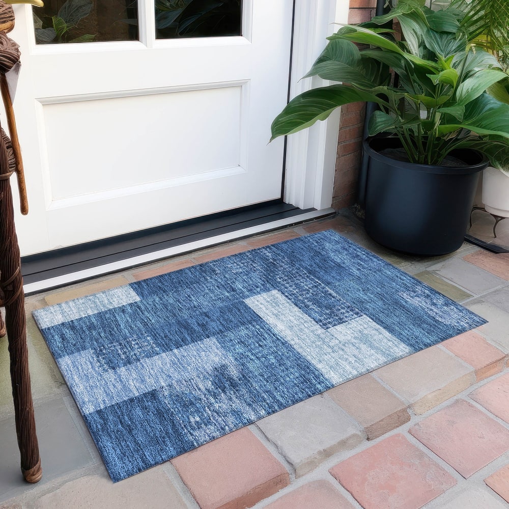 Machine Washable Indoor/ Outdoor Modern Blocks Chantille Rug