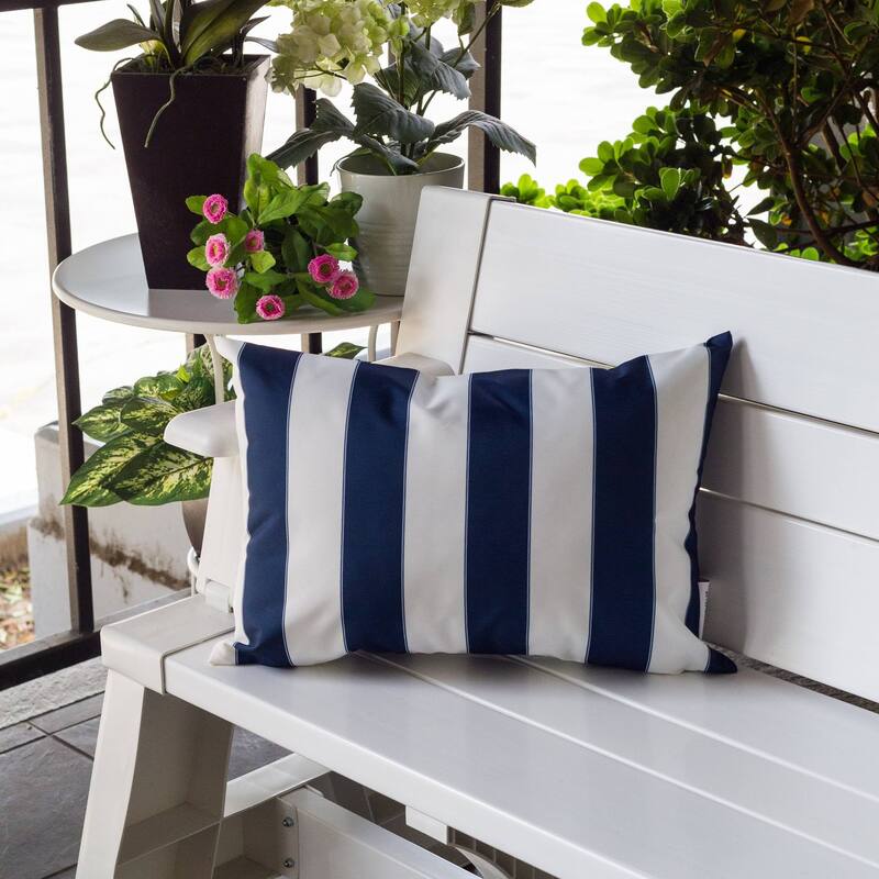 Modern Minimalist Horizon Stripe Pillow
