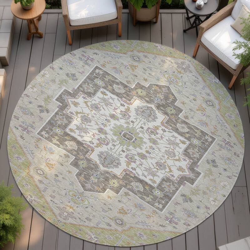 Machine Washable Indoor/ Outdoor Traditional Kolkata Chantille Rug - Aloe - 8' x 8'