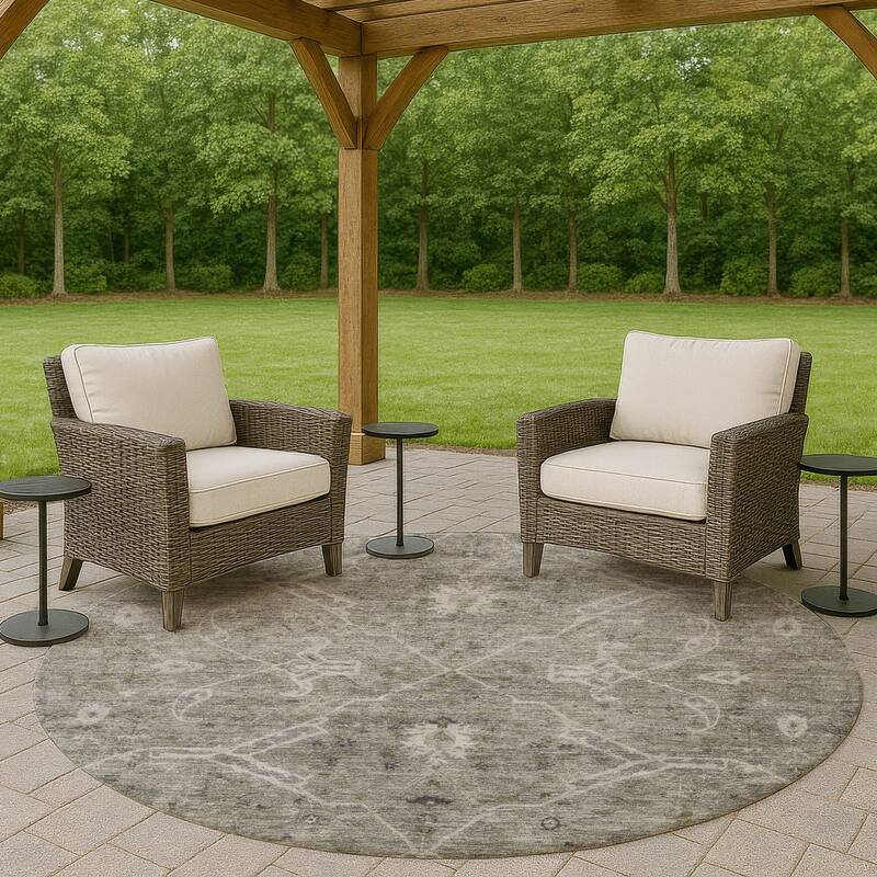 Machine Washable Indoor/ Outdoor Vintage Traditional Chantille Rug - Pewter - 8' x 8'