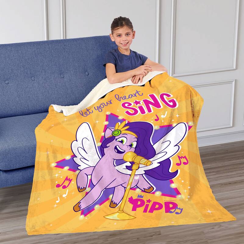 Hasbro My Little Pony Silk Touch Sherpa Throw Blanket