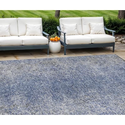 HomeRoots Oriental Transitional Rectangle Outdoor Rug