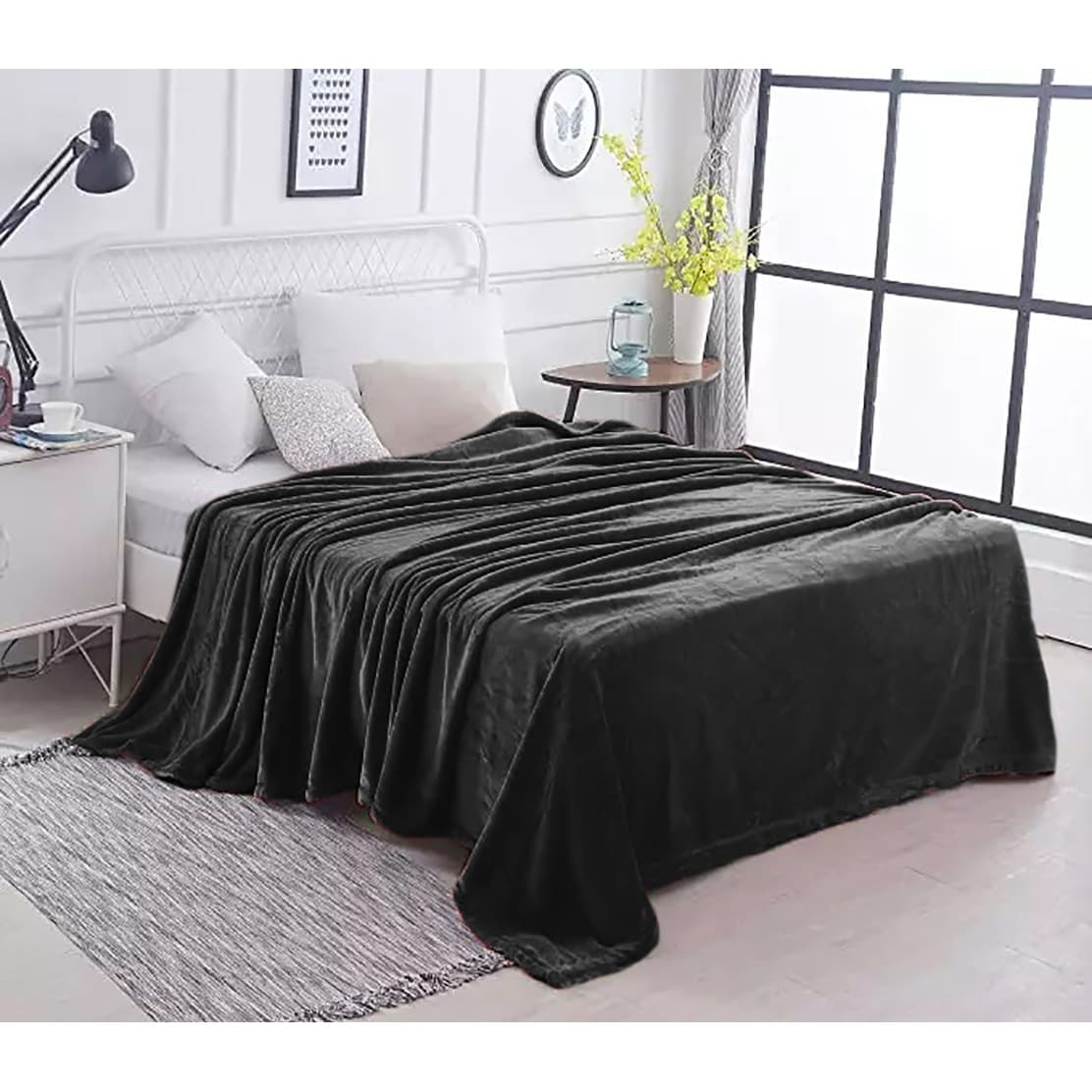 Solid Color Coral Fleece Plush Microfiber Blanket-image