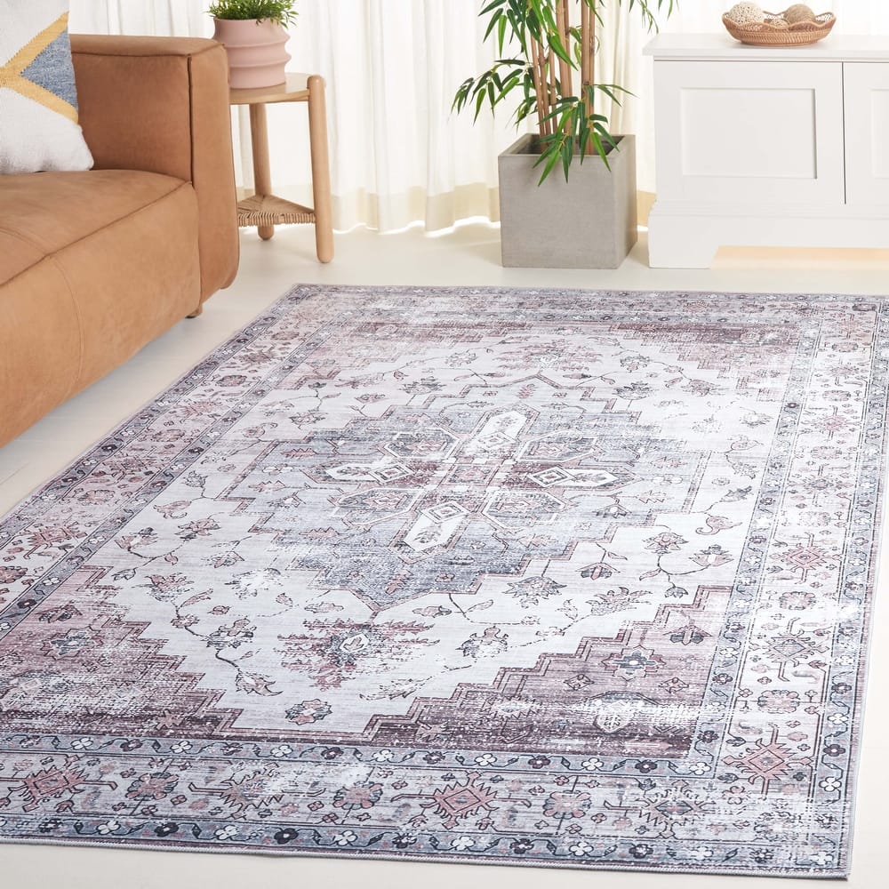 SAFAVIEH Arizona Grytsje Vintage Machine Washable Rug.