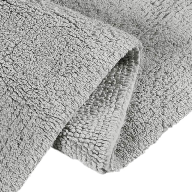 Beautyrest Plume Feather Touch Reversible Bath Rug