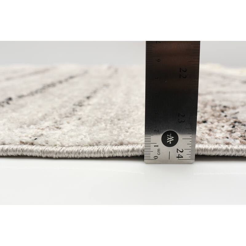 ECARPETGALLERY Kybella Aztec Bohemian & Eclectic Rug