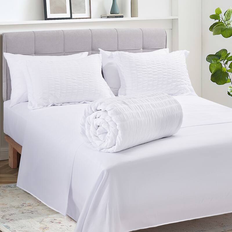 7-piece Seersucker Bedding Set, Comfortable and Durable Bed in a Bag