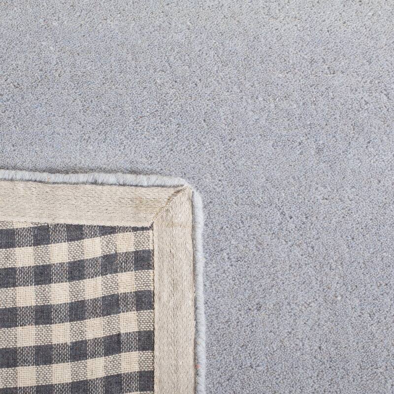 SAFAVIEH Handmade Bella Alverta Dotted Border Wool Rug