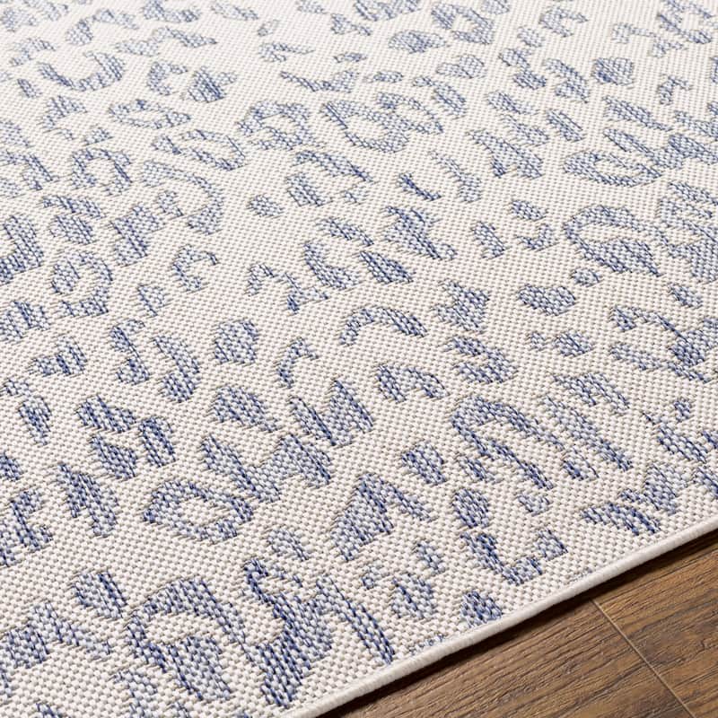 Livabliss Tuareg Outdoor Modern Area Rug