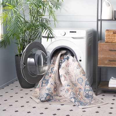 SAFAVIEH Blair Jonica Machine Washable Rug