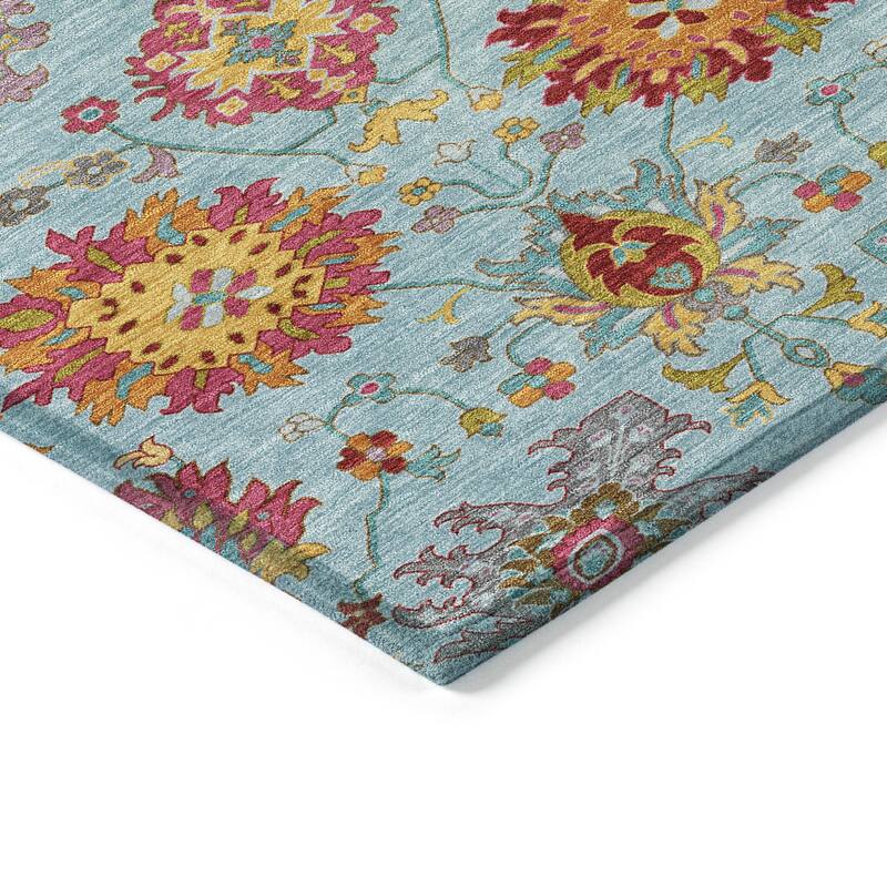 Machine Washable Indoor/ Outdoor Traditional Kashan Chantille Rug
