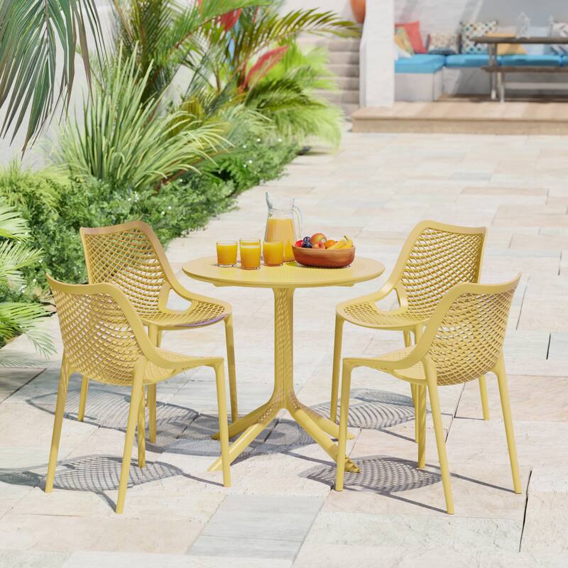Frond and Form 31.5 Inch Outdoor Round Dining Table