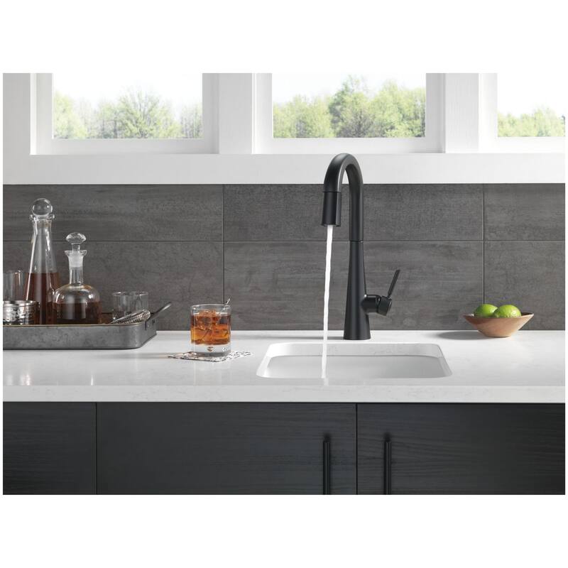 Delta 9991-PR-DST Monrovia 1.8 GPM Single Hole Pull Down Bar/Prep