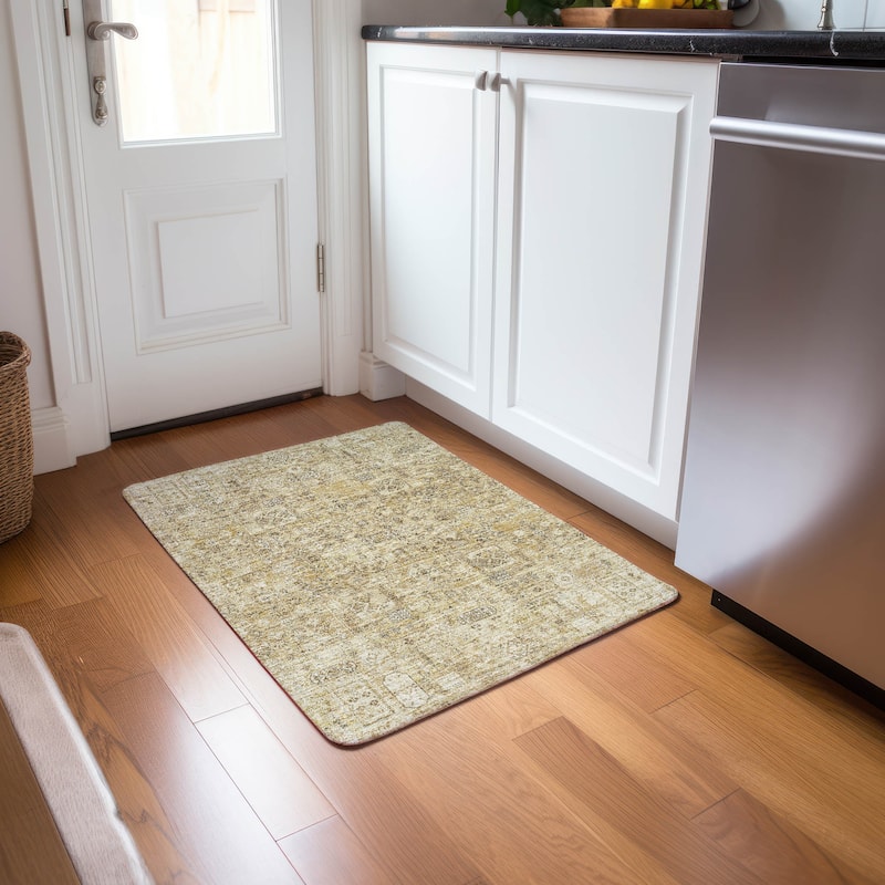 Machine Washable Indoor/ Outdoor Chantille Traditional Vintage Rug - Wheat - 1'8" x 2'6"