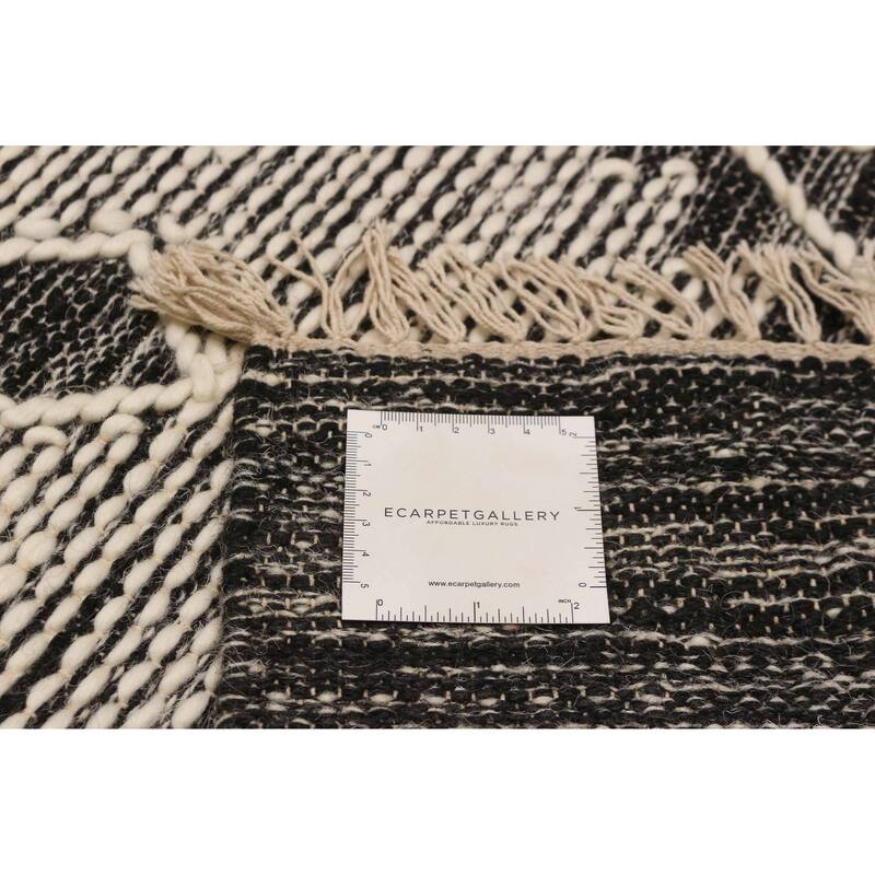 Marrakech Black, White Kilim 5'1" x 8'0" - 5'1 x 8'0