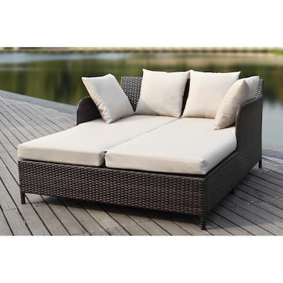 SAFAVIEH Outdoor Living August Brown/ Sand Rattan Wicker Daybed - 53.2" W x 63" D x 28" H