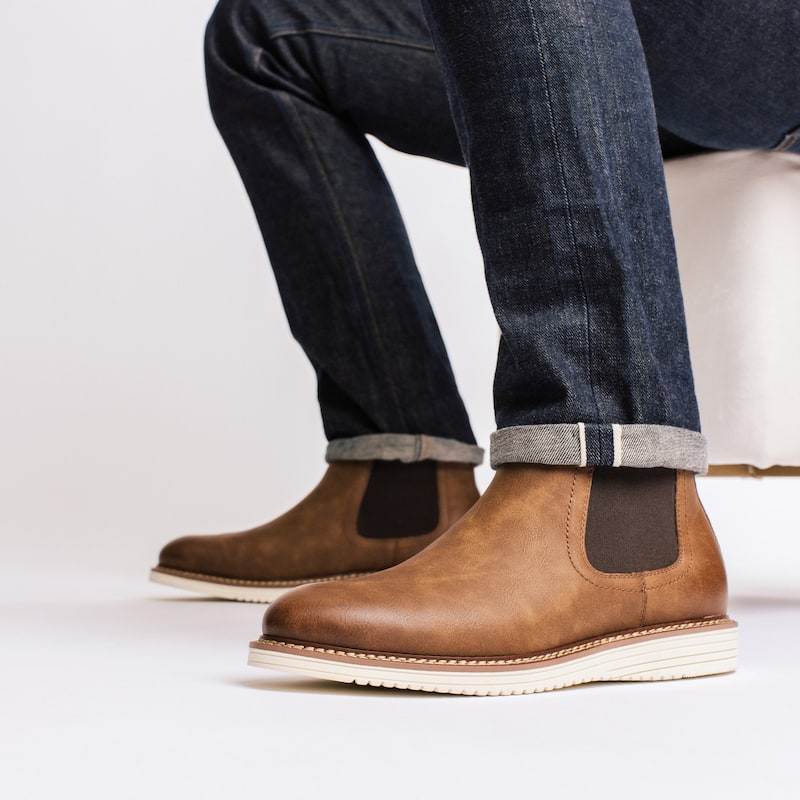 Vance Mens Salter Medium and Wide Width Plain Toe Casual Chelsea Boot