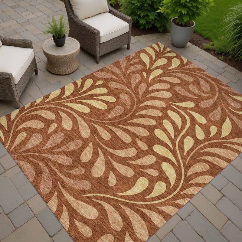 Machine Washable Indoor/ Outdoor Floral Arabesque Chantille Rug