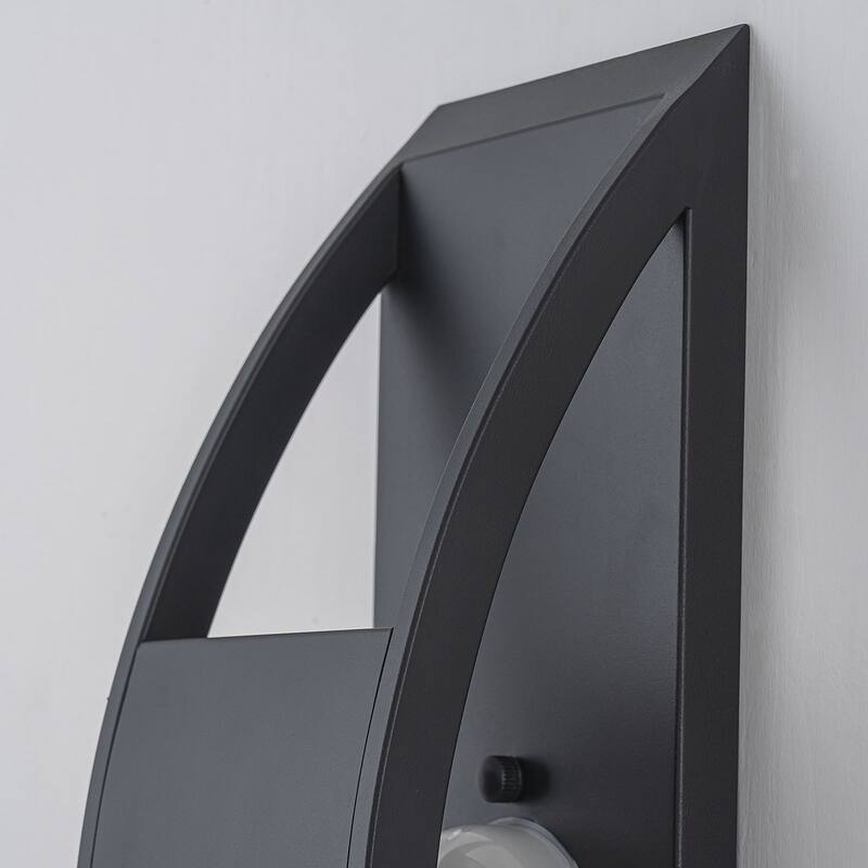 1-Light Matte Black Integrated LED Outdoor Wall Sconce