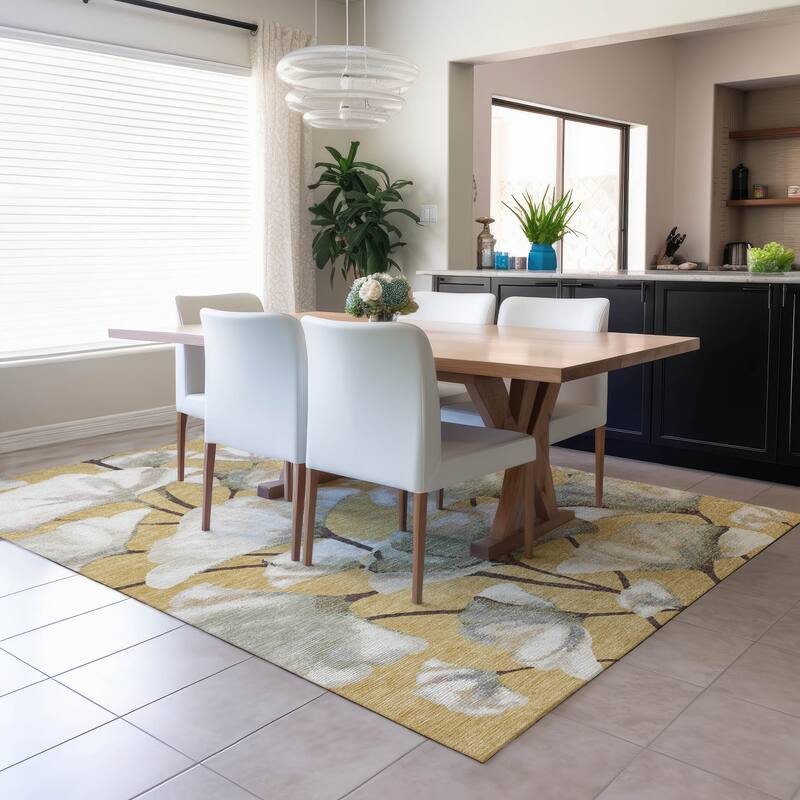 Machine Washable Indoor/ Outdoor Floral Love Chantille Rug