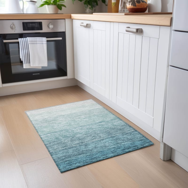 Machine Washable Indoor/ Outdoor Chantille Ombre Solid Rug