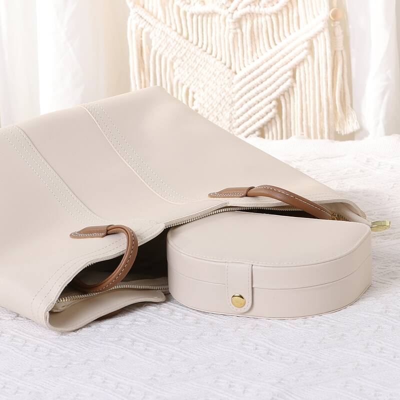 Travel Size Jewelry Box, Small Portable Seashell-Shaped Jewelry Case, PU Leather Mini Jewelry Organizer - 17x12x5cm