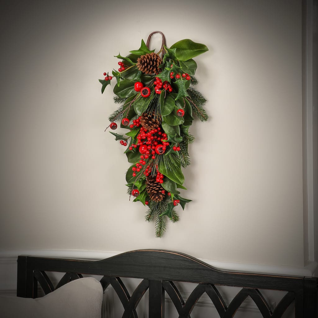 26" Premium Berry/Pine/Magn/Holly Teardrop - Green - 26