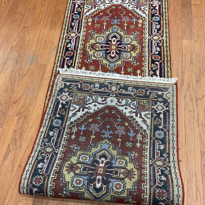 Handmade One-of-a-Kind Heriz Wool Oriental Rug 2'7 x 7'10 - 2.7 x 7.10