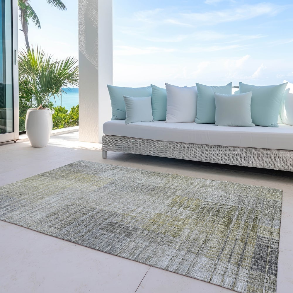 Machine Washable Indoor/ Outdoor Chantille Modern Kaleidoscope Rug