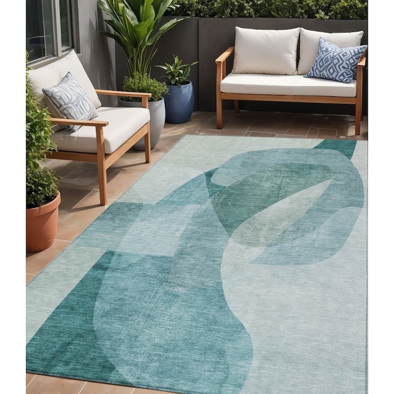 HomeRoots Abstract Transitional Rectangle Outdoor Rug - 5' X 8'
