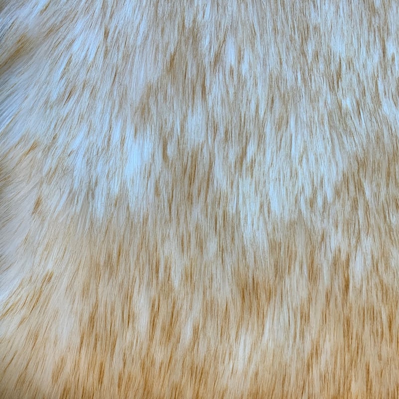 Highland Select Natural Long Wool Sheepskin 1-1/2 Pelt Shag Rug - 2' x 4' - White/Brown