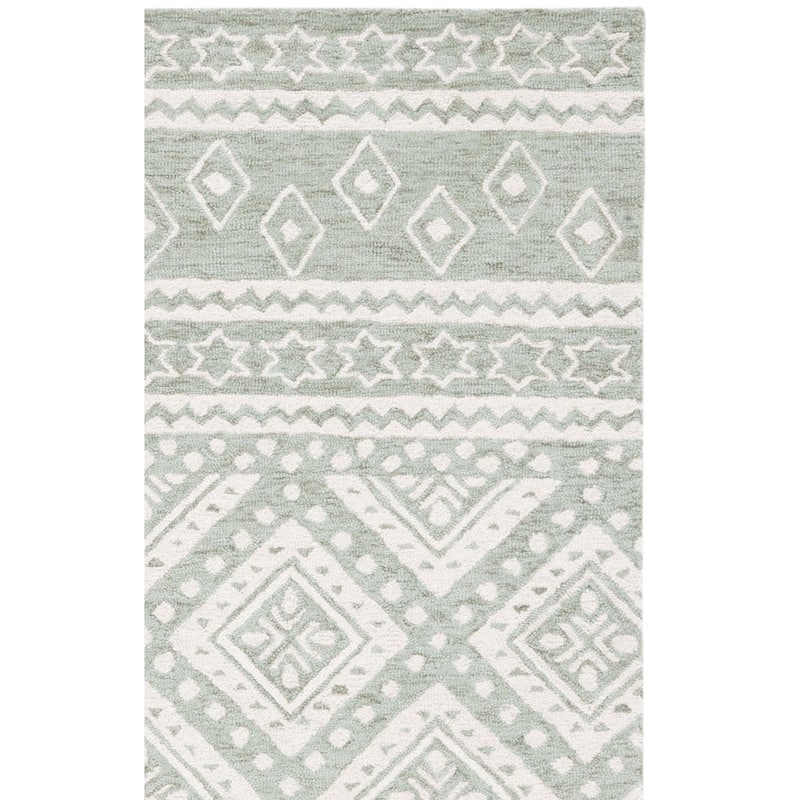 SAFAVIEH Handmade Micro-Loop Kobie Wool Rug