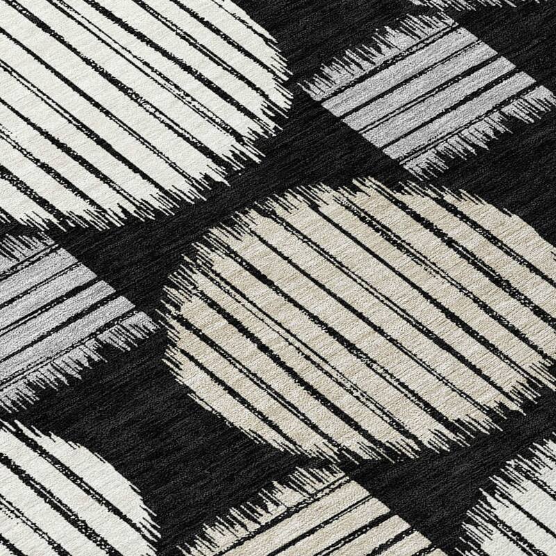 HomeRoots Geometric Transitional Rectangle Outdoor Rug